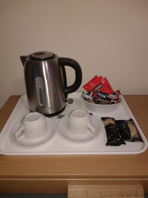 Acton Lodge Guest House London Zimmer foto